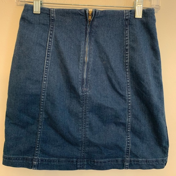 Free people dark wash denim skirt - Picture 5 of 6